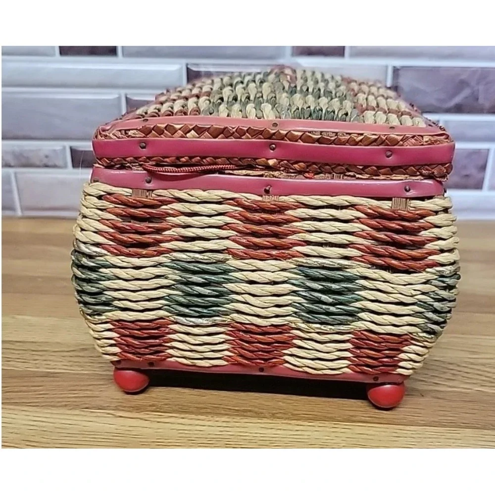 Vintage Wicker Sewing Basket Music Box Red Green Woven Storage Box Pincushion